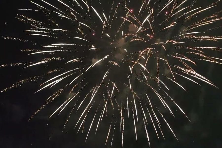 Obraz dla filmu o tytule: Dni Bukowna 2022: Pokaz sztucznych ogni